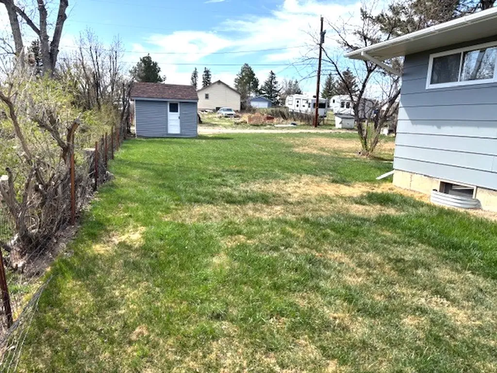 551 7th Avenue S Shelby MT 59474