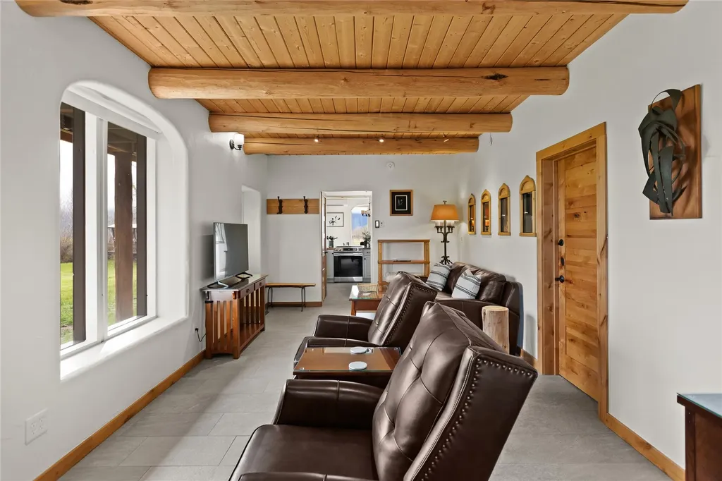 3724 Earth Sky Road Stevensville MT 59870