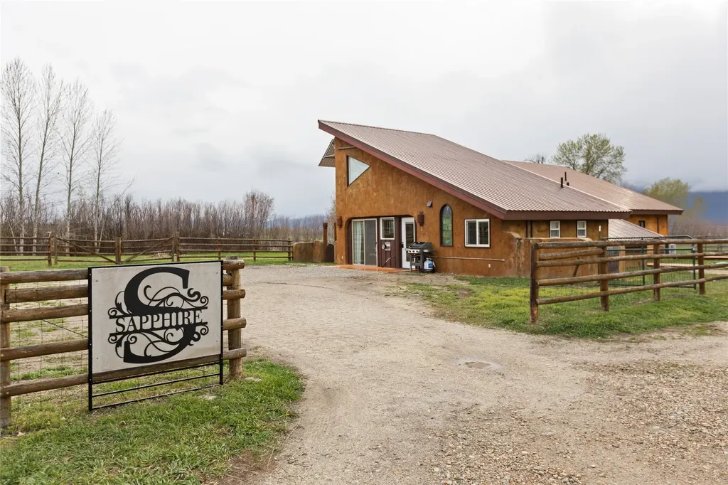 3724 Earth Sky Road Stevensville MT 59870