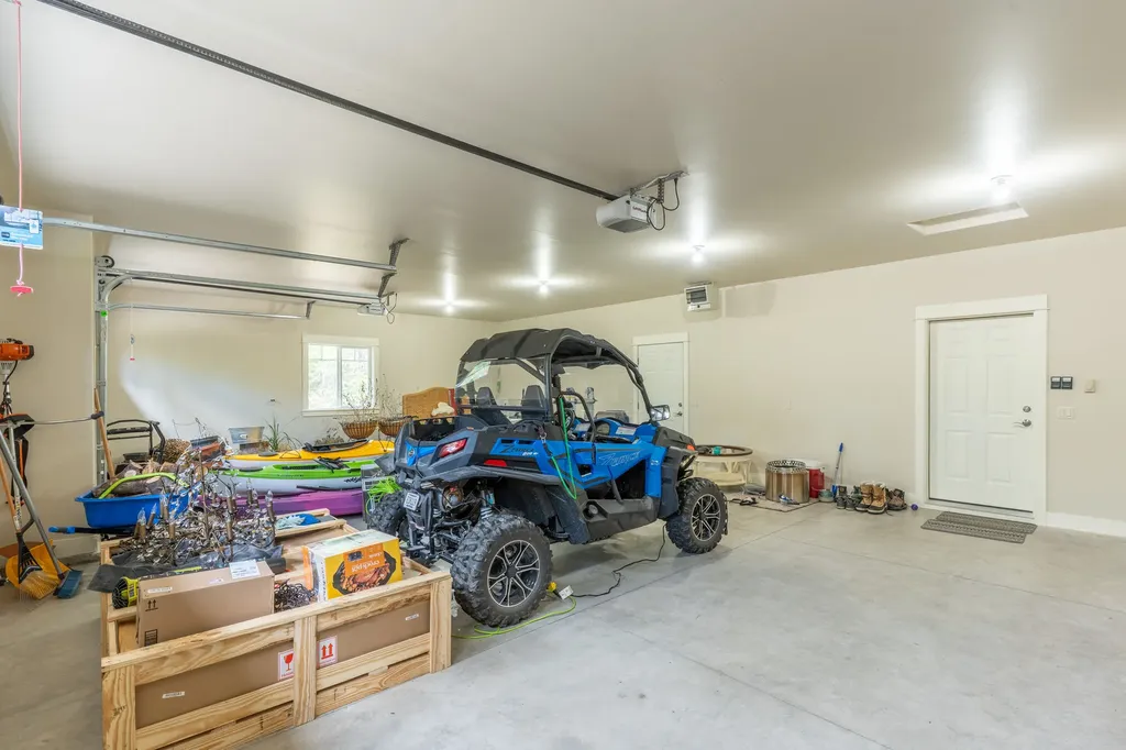13831 Great Bear Loop Bigfork MT 59911