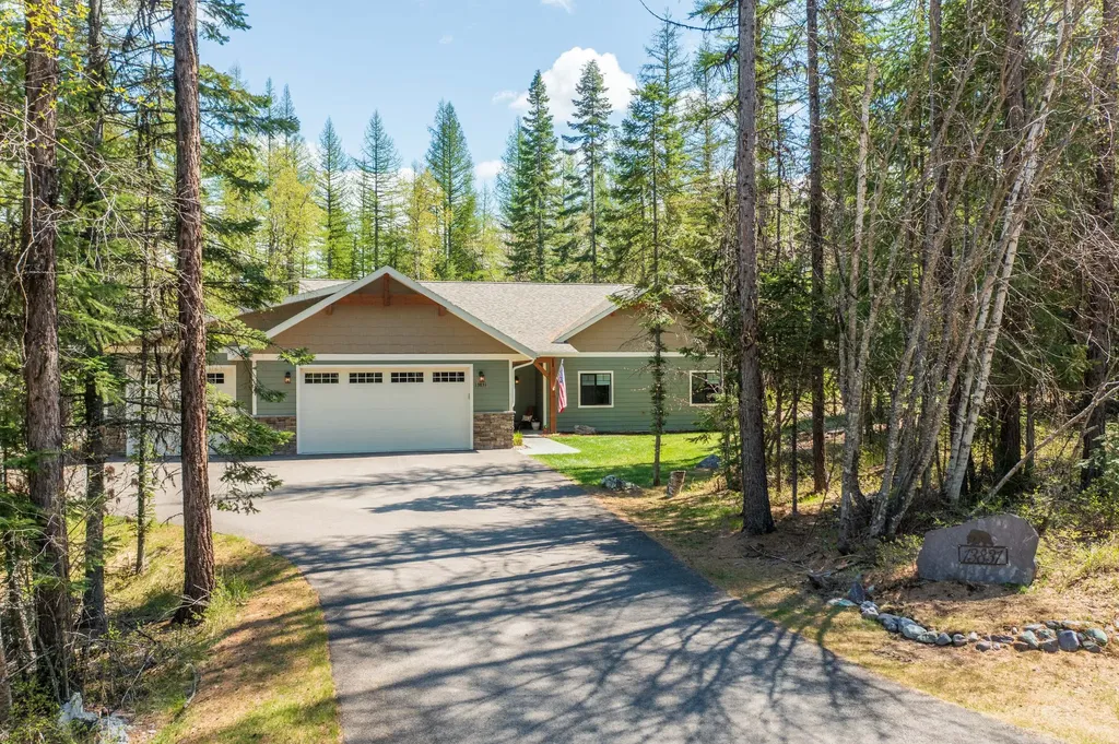 13831 Great Bear Loop Bigfork MT 59911