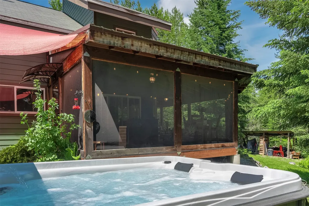 2075 Lion Mountain Loop Road Whitefish MT 59937
