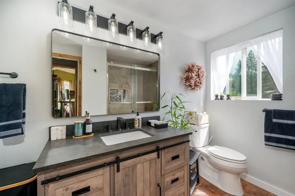 2075 Lion Mountain Loop Road Whitefish MT 59937