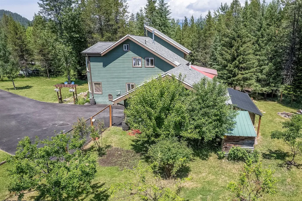 2075 Lion Mountain Loop Road Whitefish MT 59937
