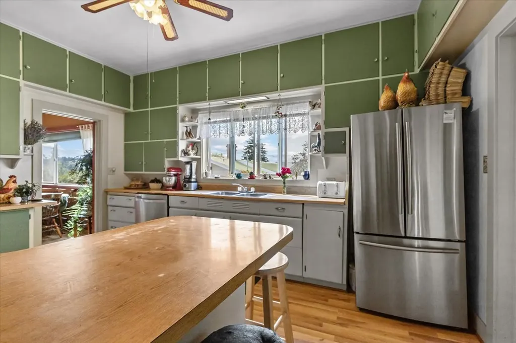 407 1st Avenue W Eureka MT 59917
