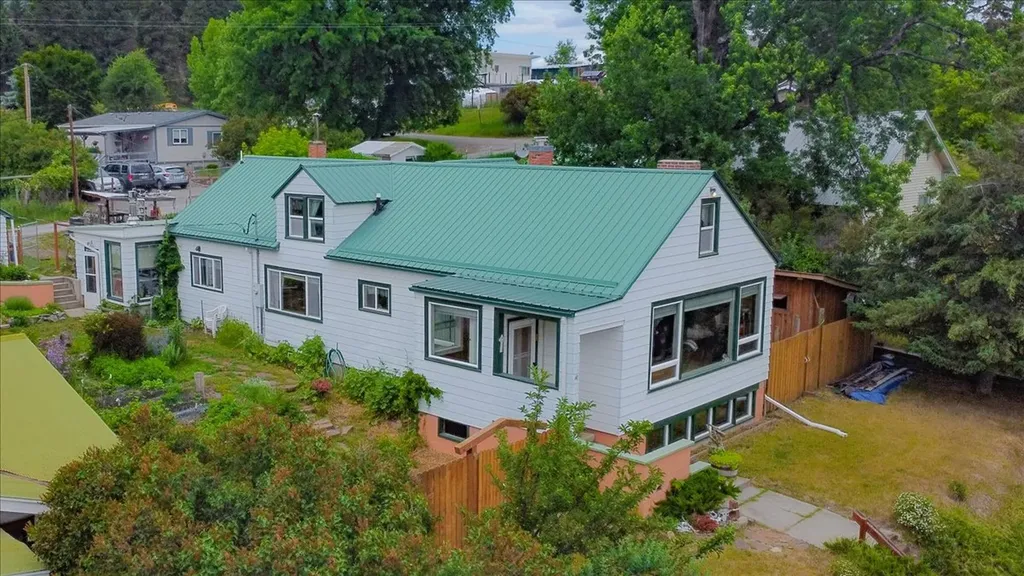 407 1st Avenue W Eureka MT 59917