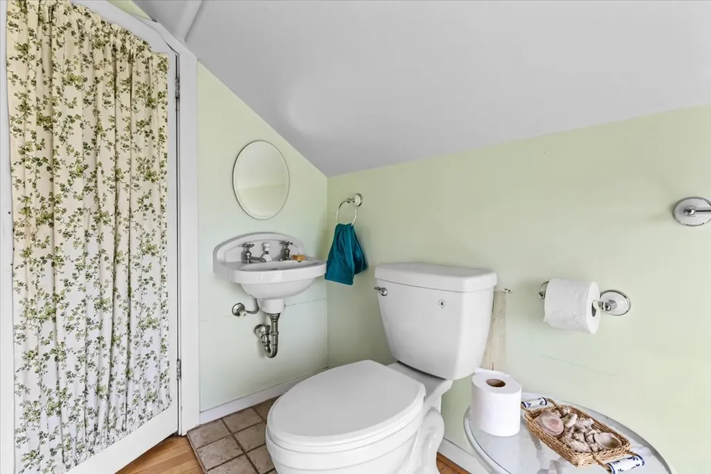 407 1st Avenue W Eureka MT 59917