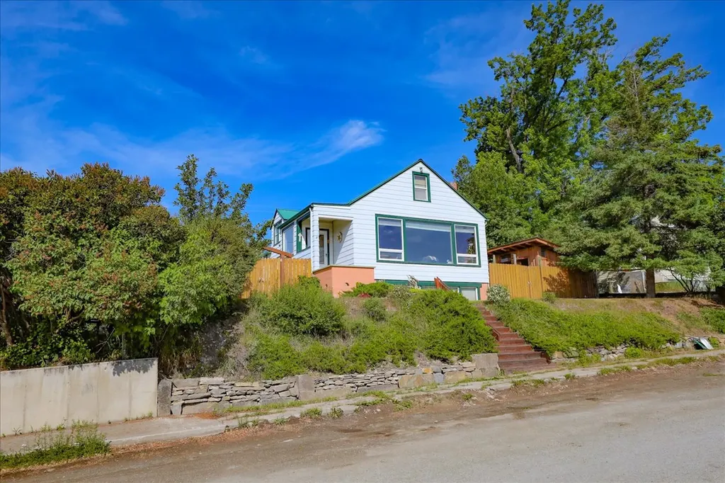 407 1st Avenue W Eureka MT 59917