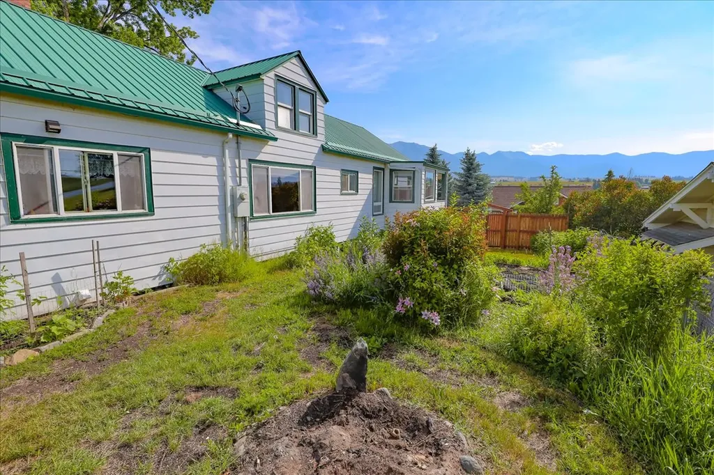 407 1st Avenue W Eureka MT 59917