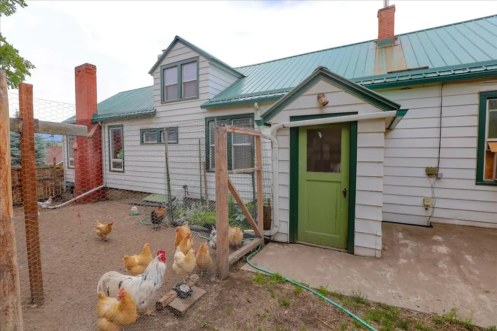 407 1st Avenue W Eureka MT 59917