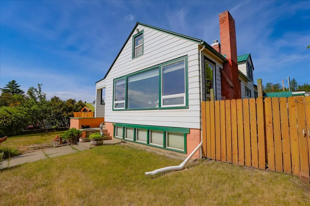 407 1st Avenue W Eureka MT 59917