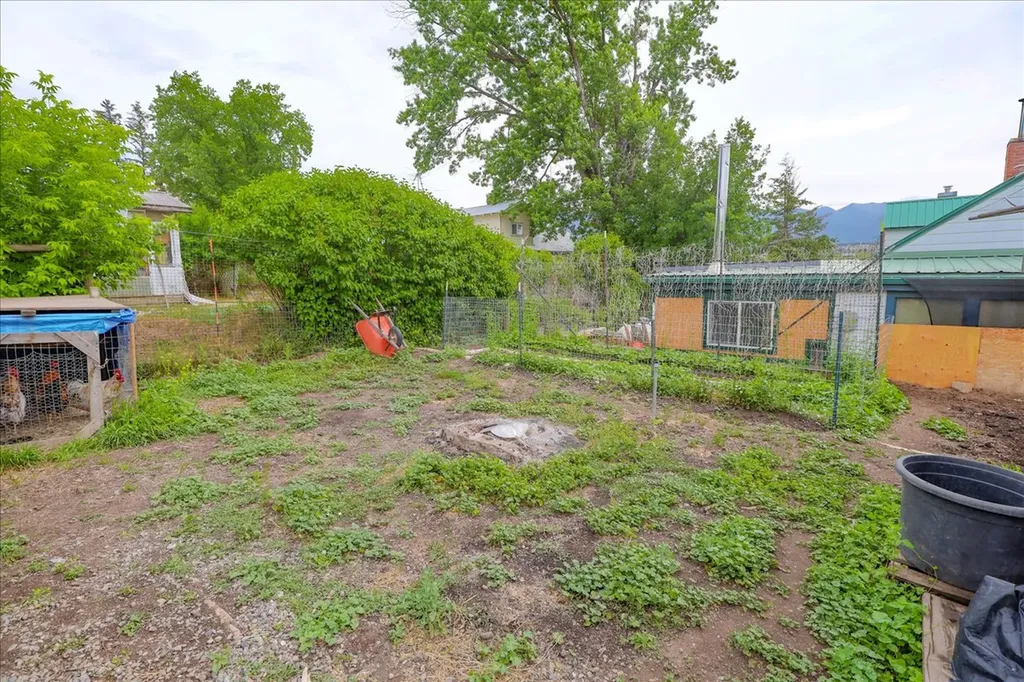 407 1st Avenue W Eureka MT 59917
