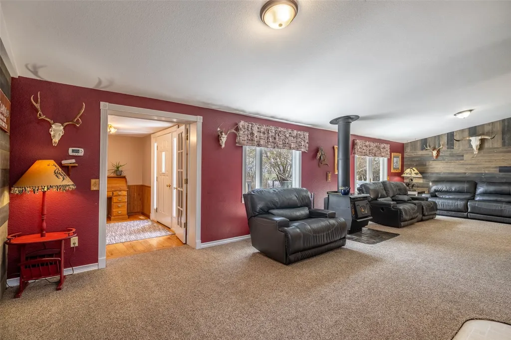 5815 Glass Drive Helena MT 59602