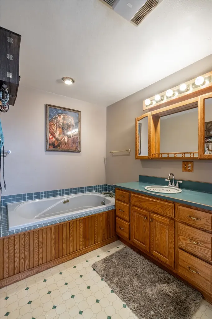 5815 Glass Drive Helena MT 59602