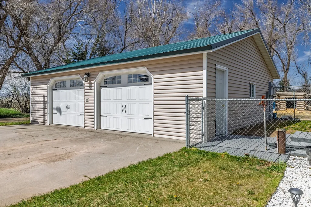 5815 Glass Drive Helena MT 59602