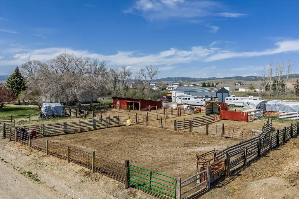 5815 Glass Drive Helena MT 59602