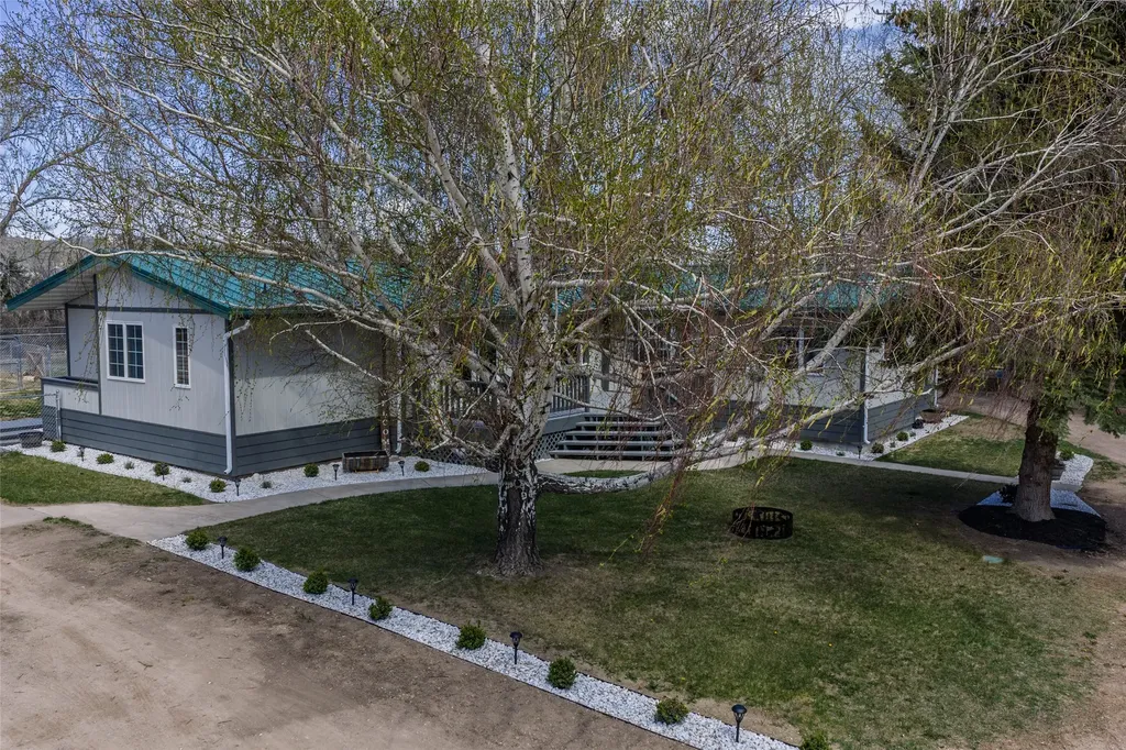5815 Glass Drive Helena MT 59602