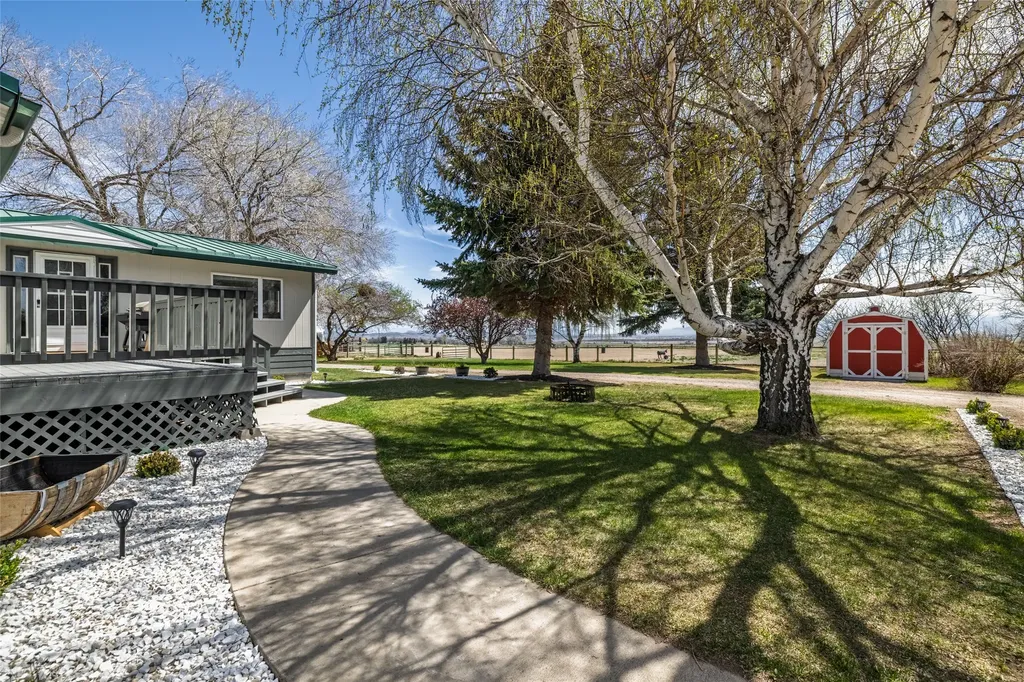 5815 Glass Drive Helena MT 59602
