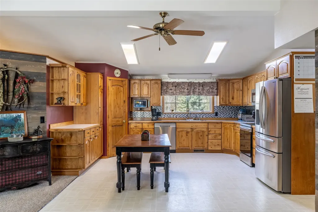 5815 Glass Drive Helena MT 59602
