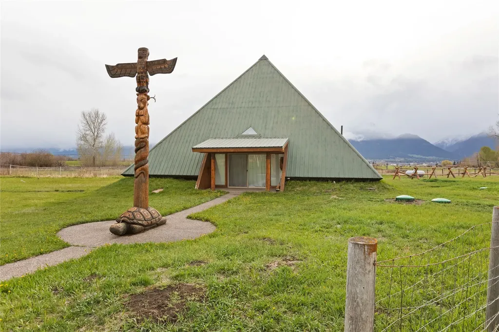 3700 Earth Sky Road Stevensville MT 59870