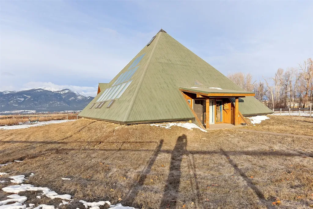 3700 Earth Sky Road Stevensville MT 59870