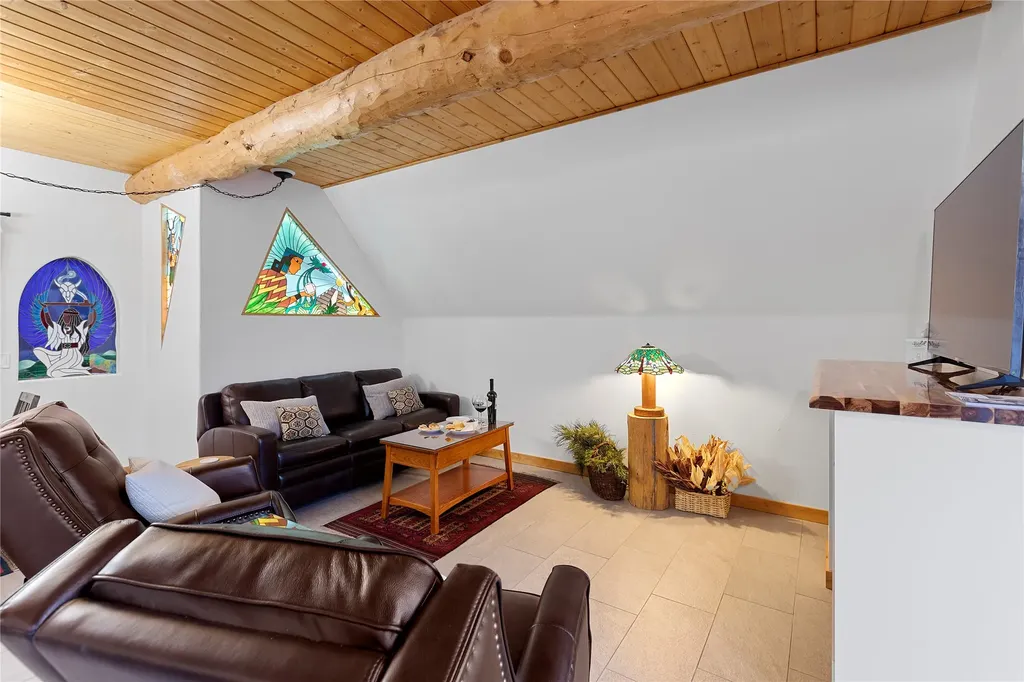 3700 Earth Sky Road Stevensville MT 59870