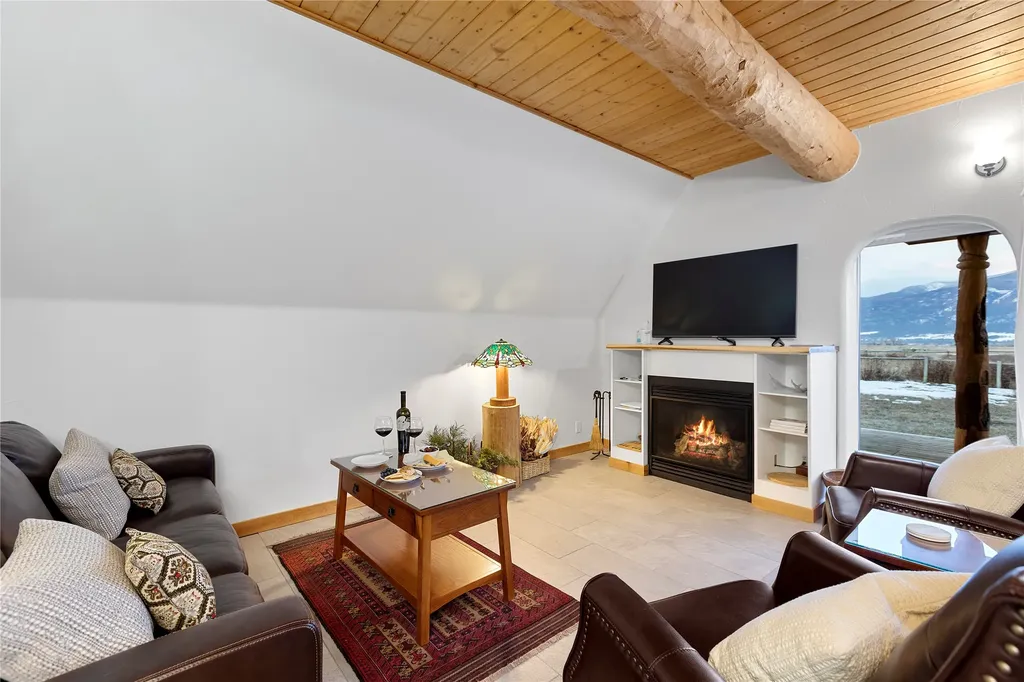 3700 Earth Sky Road Stevensville MT 59870