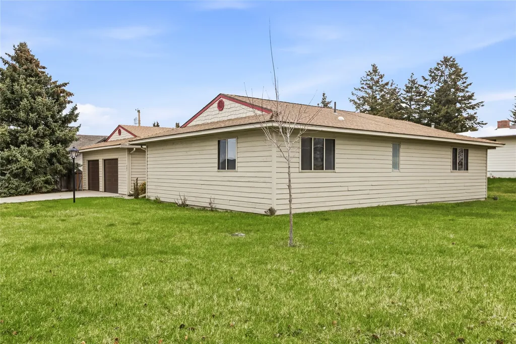321 S Sanders Street Helena MT 59601