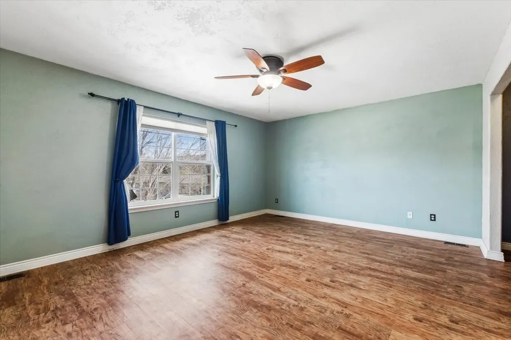 108 Sunrise Terrace Bigfork MT 59911