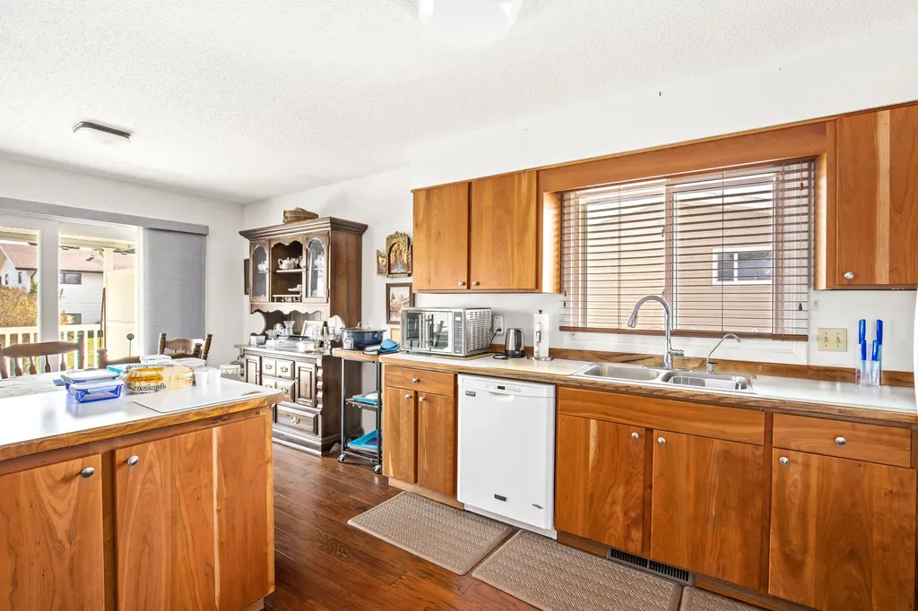 912 26th Avenue SW Great Falls MT 59404