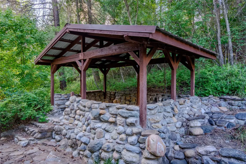 217 Shalom Drive Libby MT 59923