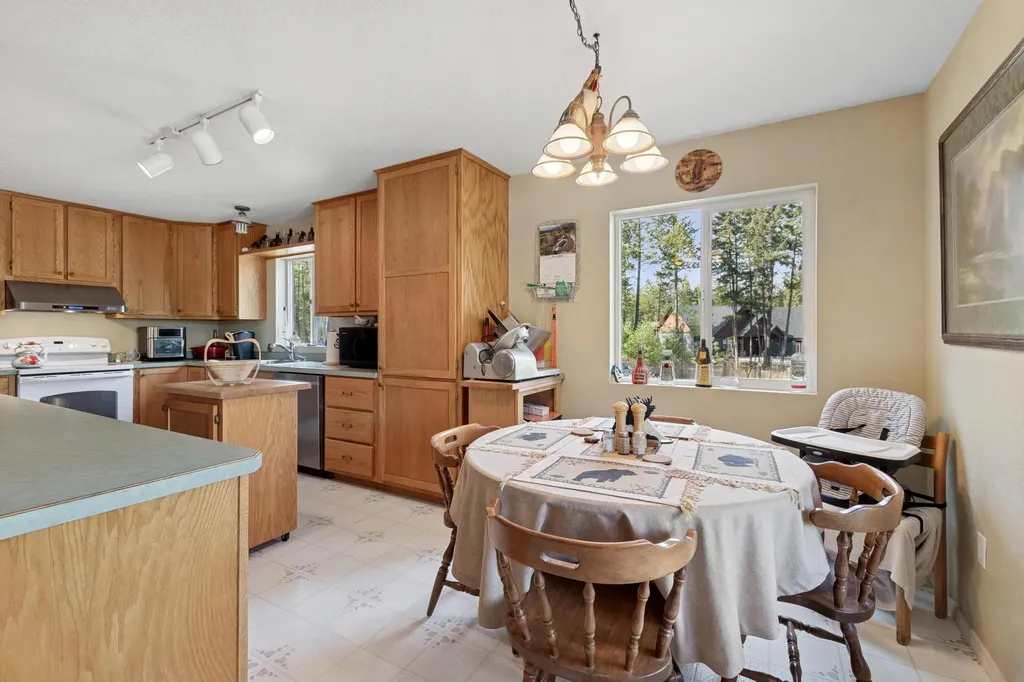 463 And 465 Deer Creek Road Lakeside MT 59922