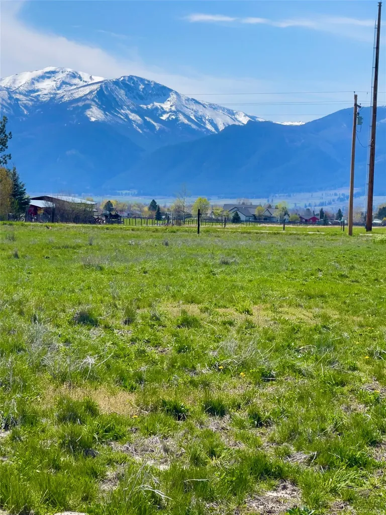 4544 Store Lane Stevensville MT 59870