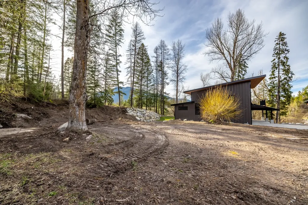 420 Old Highway 2 E Martin City MT 59926