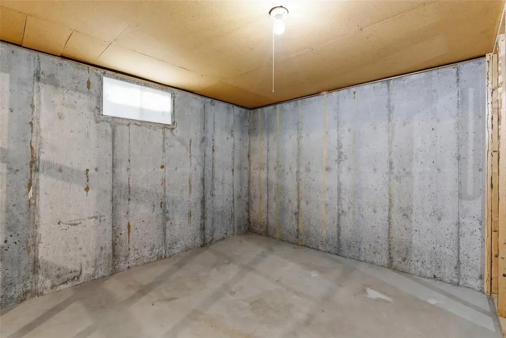 477 7th Avenue Columbia Falls MT 59912
