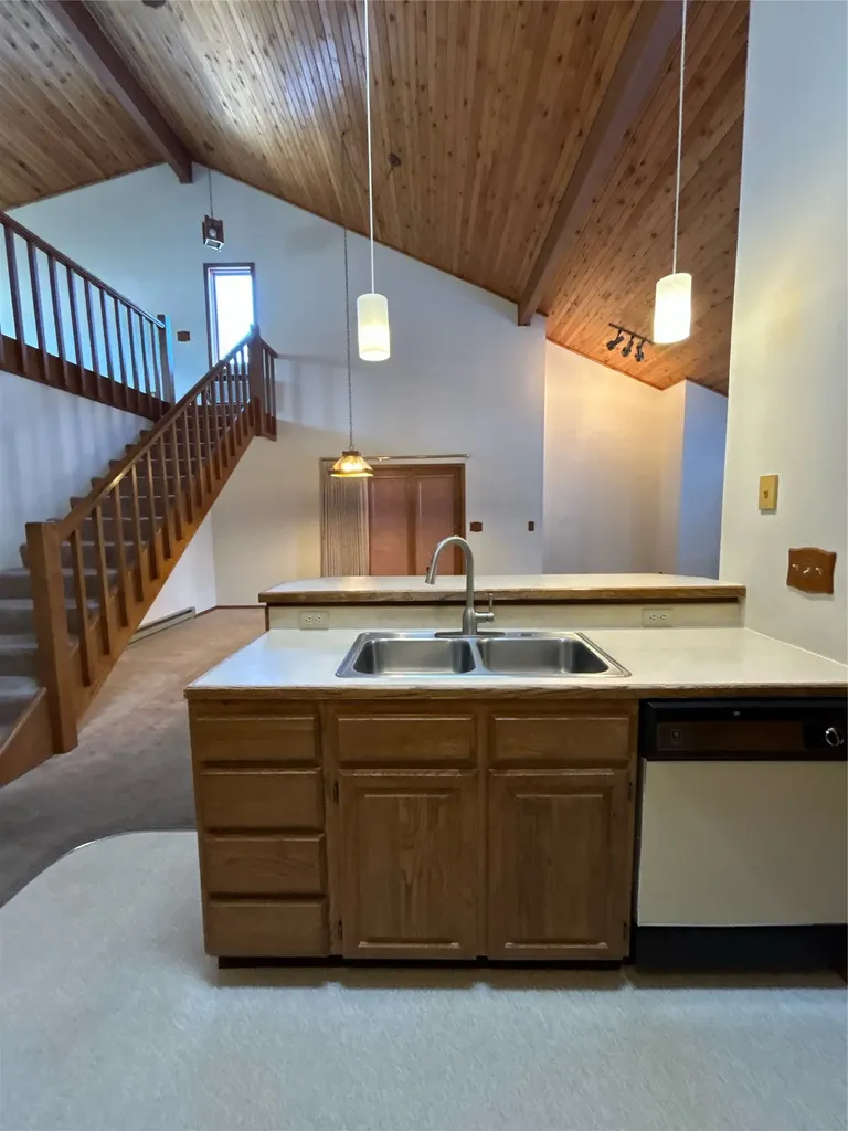 530 Coventry Court Helena MT 59601