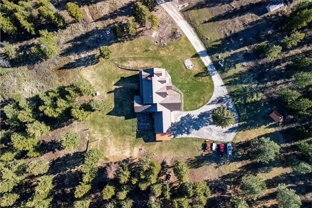 2017 Browns Meadow Road Kila MT 59920