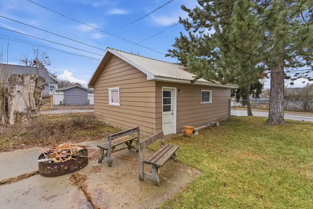 101 E Oregon Street Kalispell MT 59901