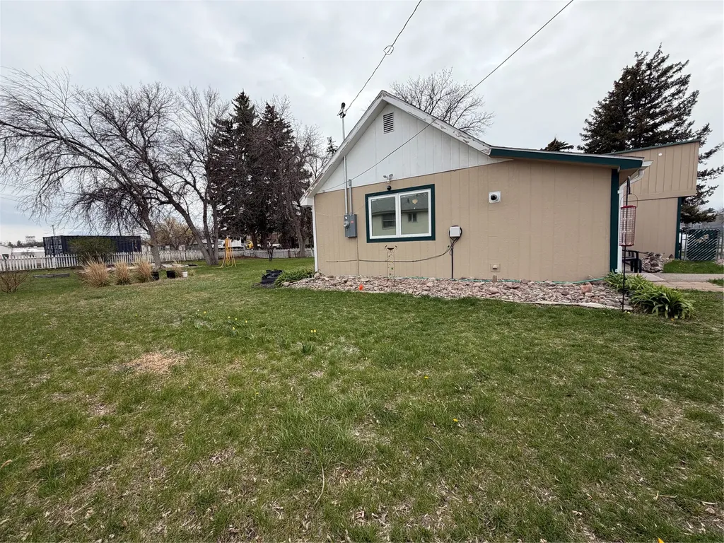 608 4th Avenue NW Great Falls MT 59404