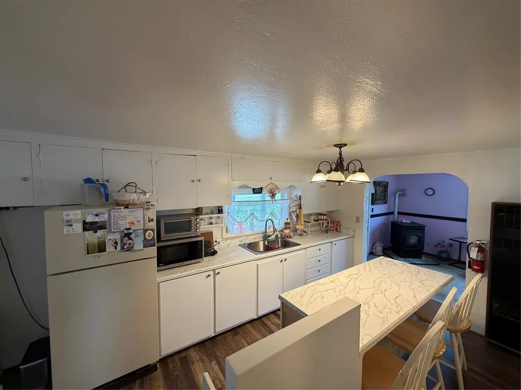 608 4th Avenue NW Great Falls MT 59404