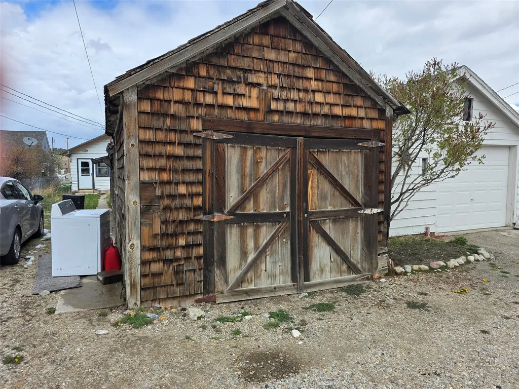 1111 E Commercial Avenue Anaconda MT 59711