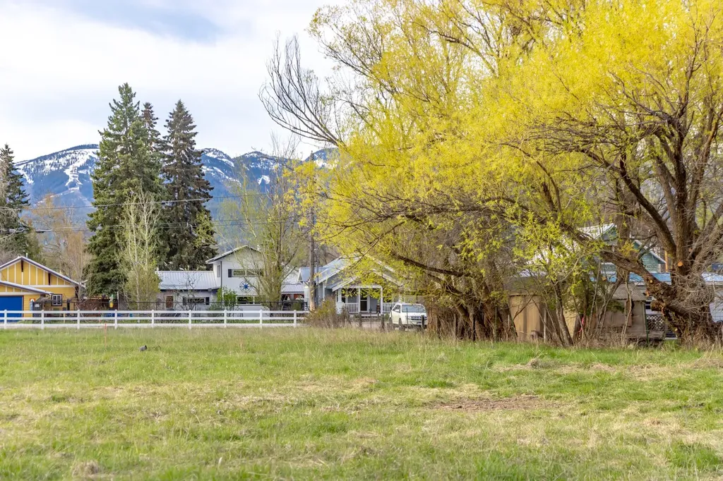 320 W Fourth Street Whitefish MT 59937