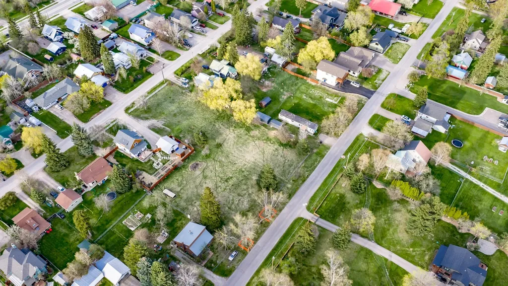 320 W Fourth Street Whitefish MT 59937