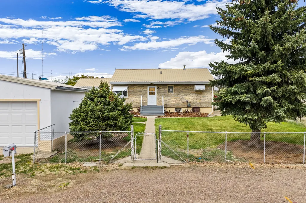 1919 Chicago Avenue Black Eagle MT 59414