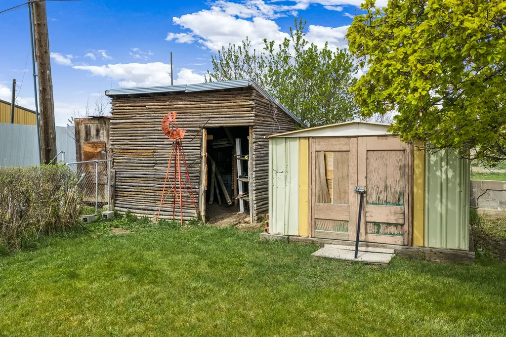 1919 Chicago Avenue Black Eagle MT 59414