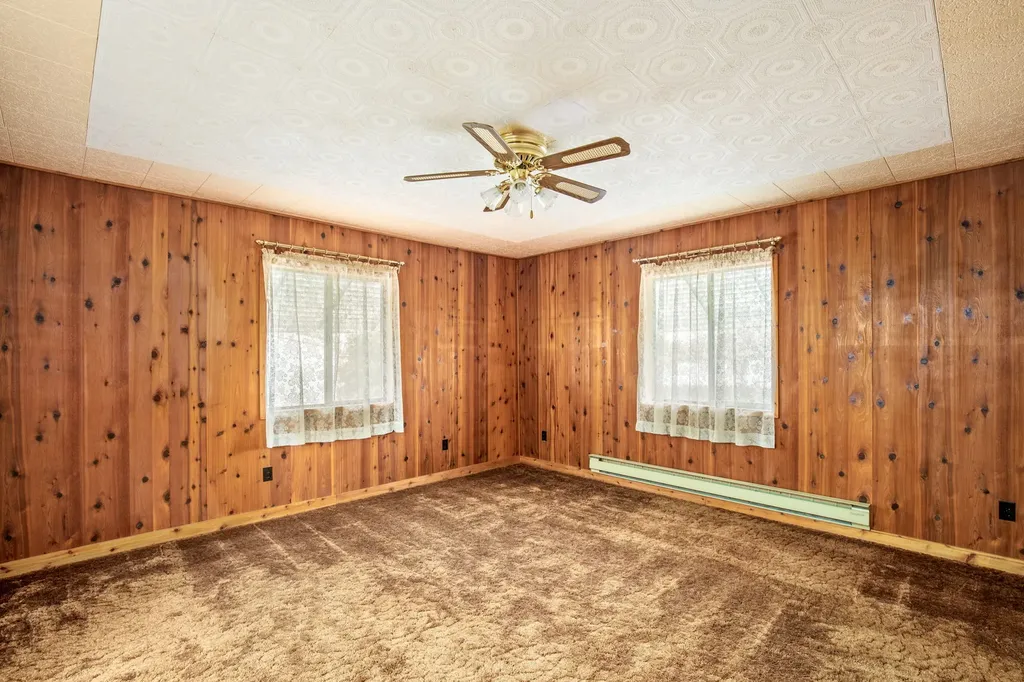 1919 Chicago Avenue Black Eagle MT 59414