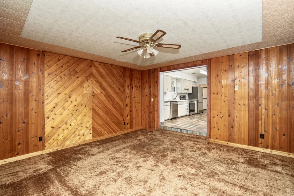 1919 Chicago Avenue Black Eagle MT 59414