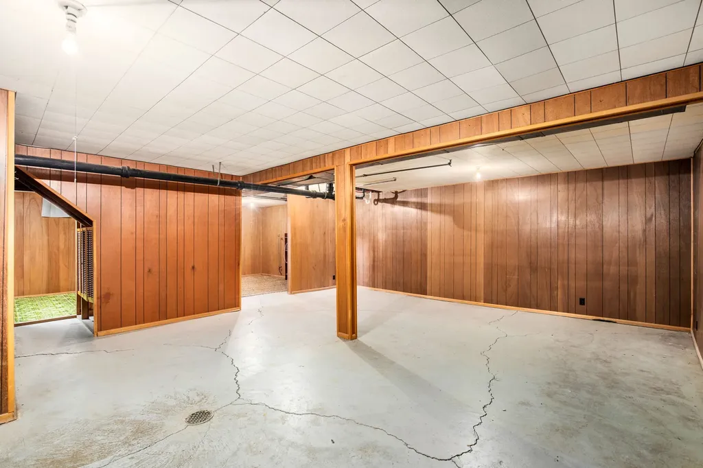 1919 Chicago Avenue Black Eagle MT 59414