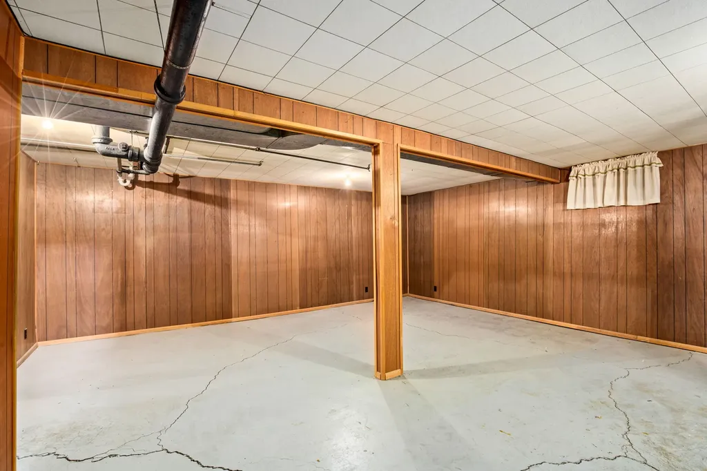 1919 Chicago Avenue Black Eagle MT 59414