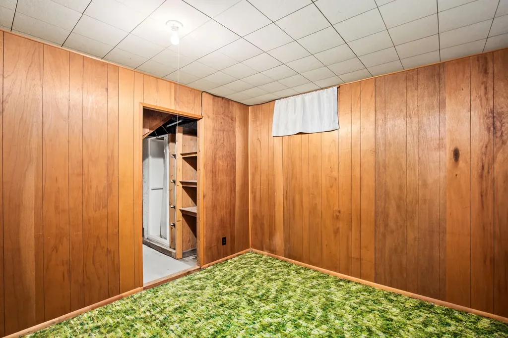 1919 Chicago Avenue Black Eagle MT 59414